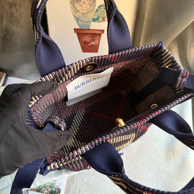 BURBERRY 經典格紋編織釦式迷你手提/斜背二用包(海軍藍)-6
