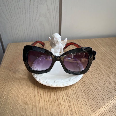Marc Jacobs 經典復古 點點造型 墨鏡｜附小刮痕說明