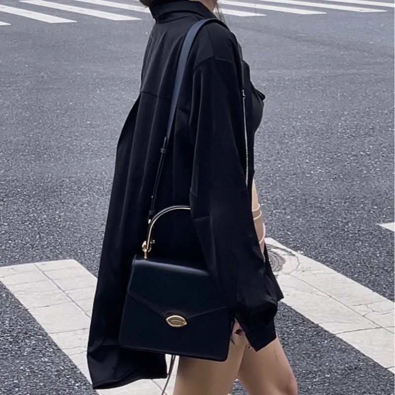 Gucci 金銀扣金手柄Kelly 送肩帶 質感💯 手提肩背都好看-0