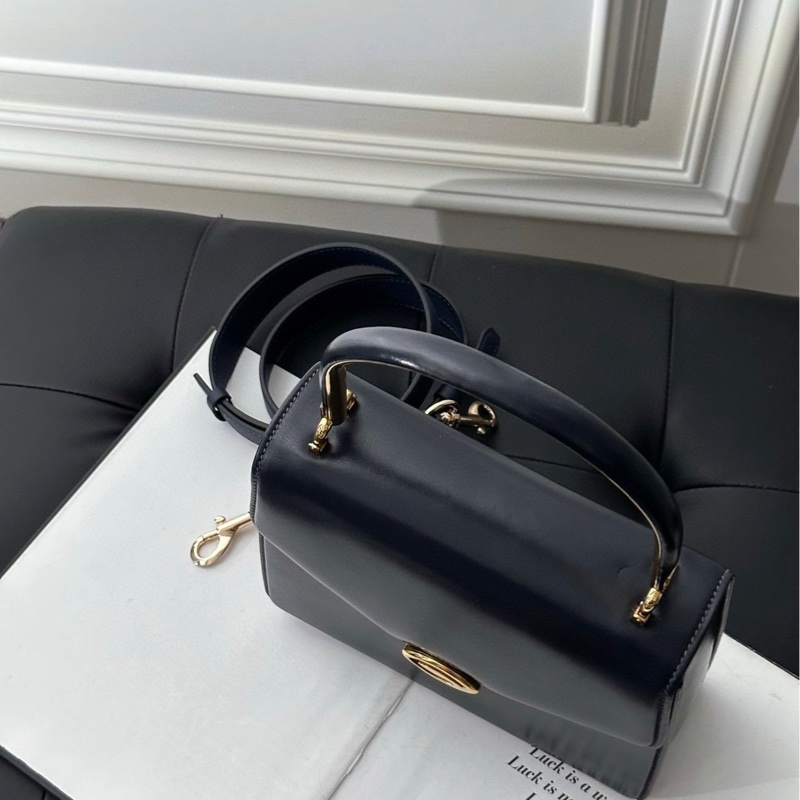 Gucci 金銀扣金手柄Kelly 送肩帶 質感💯 手提肩背都好看-3