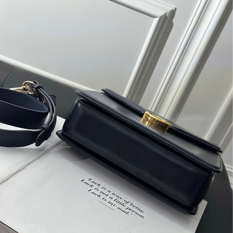 Gucci 金銀扣金手柄Kelly 送肩帶 質感💯 手提肩背都好看-4