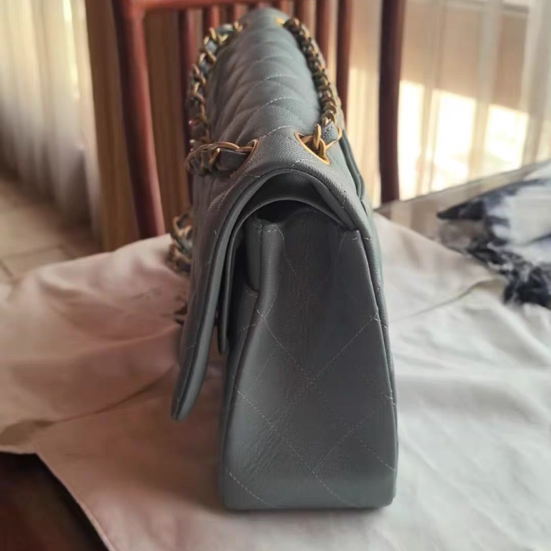 30cm 大號Chanel香奈兒CF霧霾藍荔枝皮鏈條包，經典菱格紋配金扣-2