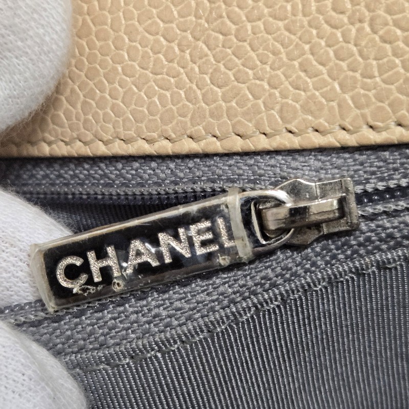香奈兒 Chanel 奶茶色 米色 荔枝皮 掀蓋包肩背包 斜背包 冠軍包-32