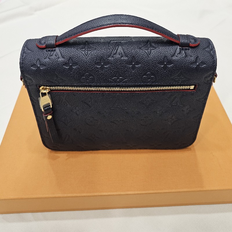 LV 郵差包*晶片款(深藍)全新!-15