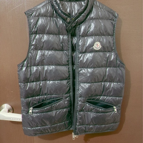 正品 MONCLER LONGUE SAISON 羽絨 背心 深藍色 1號心