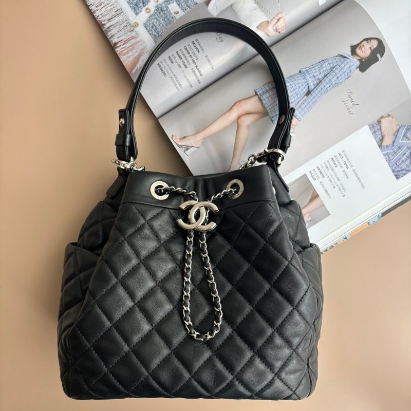 ::CHANEL:: 限量款 Limited Edition Drawstring 黑色抽繩水桶包斜背包-0