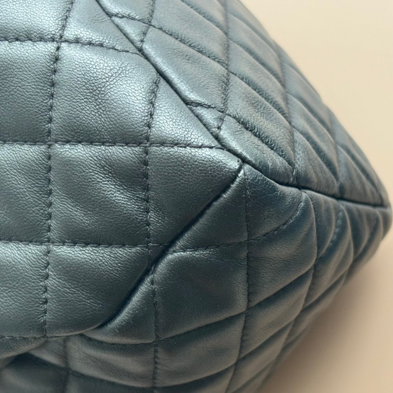 ::CHANEL:: 限量款 Limited Edition Drawstring 黑色抽繩水桶包斜背包-9