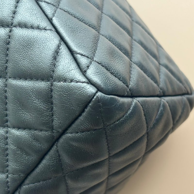::CHANEL:: 限量款 Limited Edition Drawstring 黑色抽繩水桶包斜背包-10