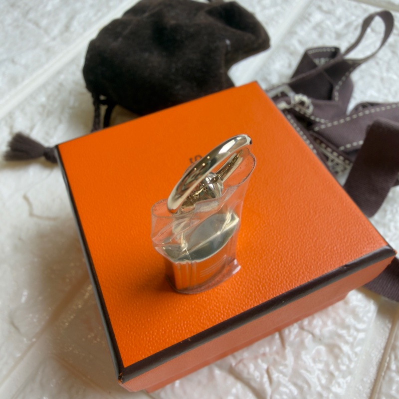 🔒Hermes loop charm / scarf ring 鎖頭吊飾/絲巾環 金色 全新有盒-4