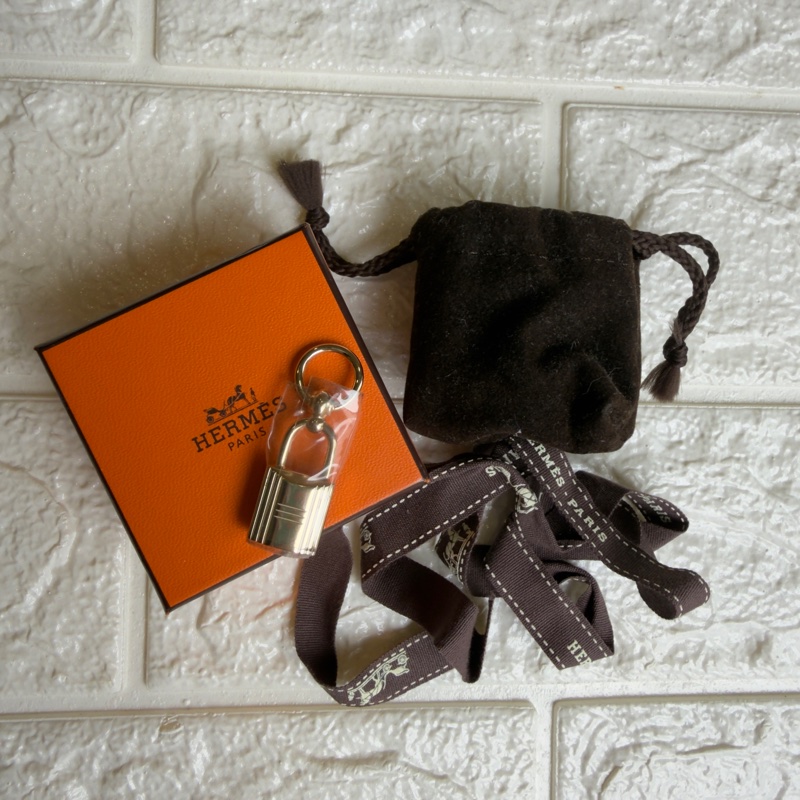 🔒Hermes loop charm / scarf ring 鎖頭吊飾/絲巾環 金色 全新有盒-7