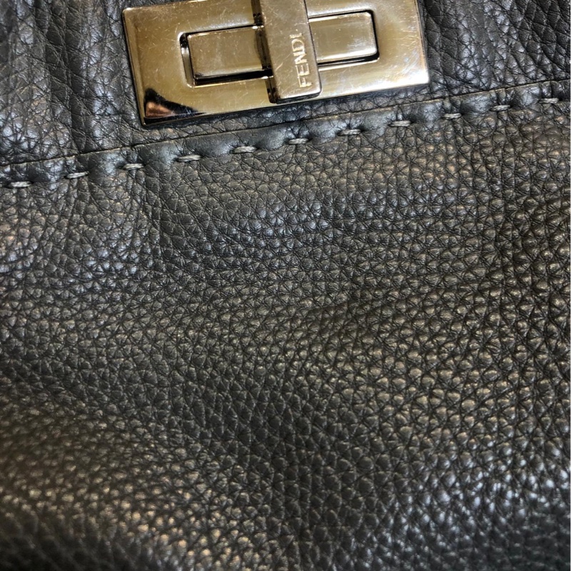 Fendi peekaboo 荔枝皮-2