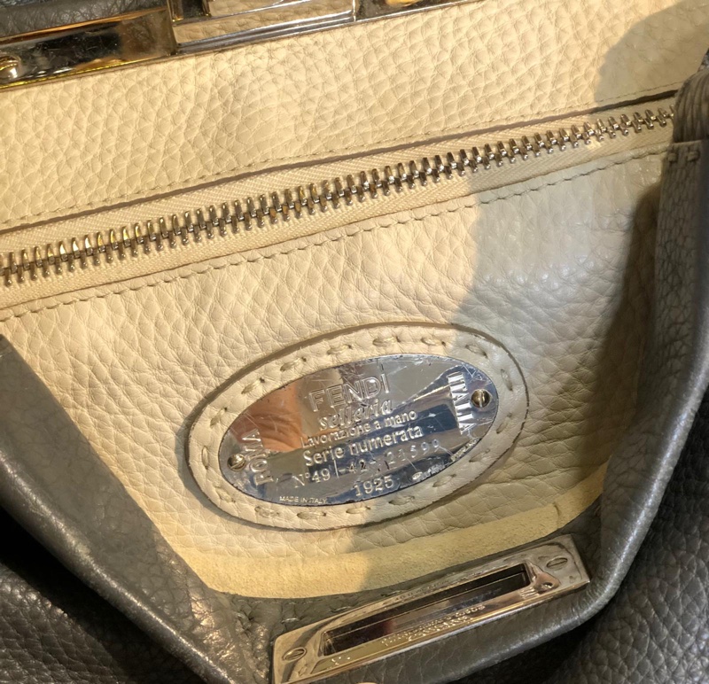 Fendi peekaboo 荔枝皮-4