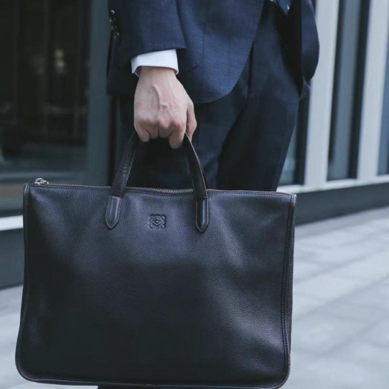 Loewe 棕紅色大號 牛皮皮革公事包 40x7x30cm 98新 中古款 配件無-0