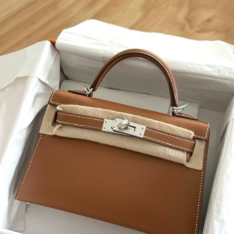 Hermes Kelly 2代 金棕色配銀釦 W刻印。全新全配附購證-0