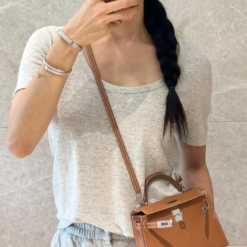 Hermes Kelly 2代 金棕色配銀釦 W刻印。全新全配附購證-4