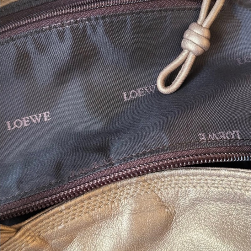 Loewe Napa Aire空氣包 限量絕版淡金-11