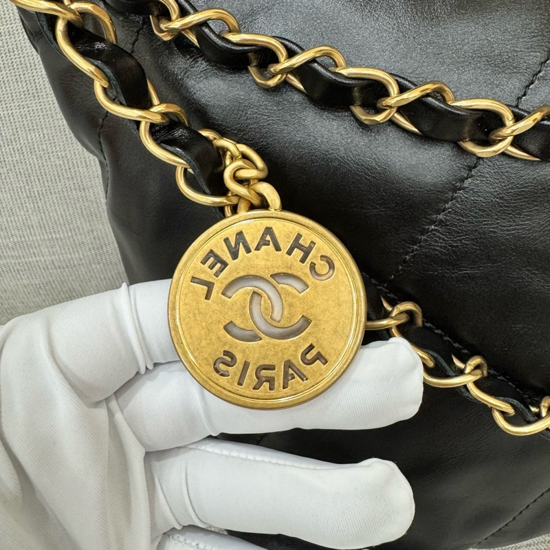 香奈兒 CHANEL 22bag 限量版黑金 白字-20