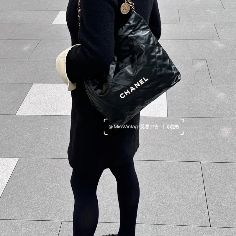 香奈兒 CHANEL 22bag 限量版黑金 白字-39