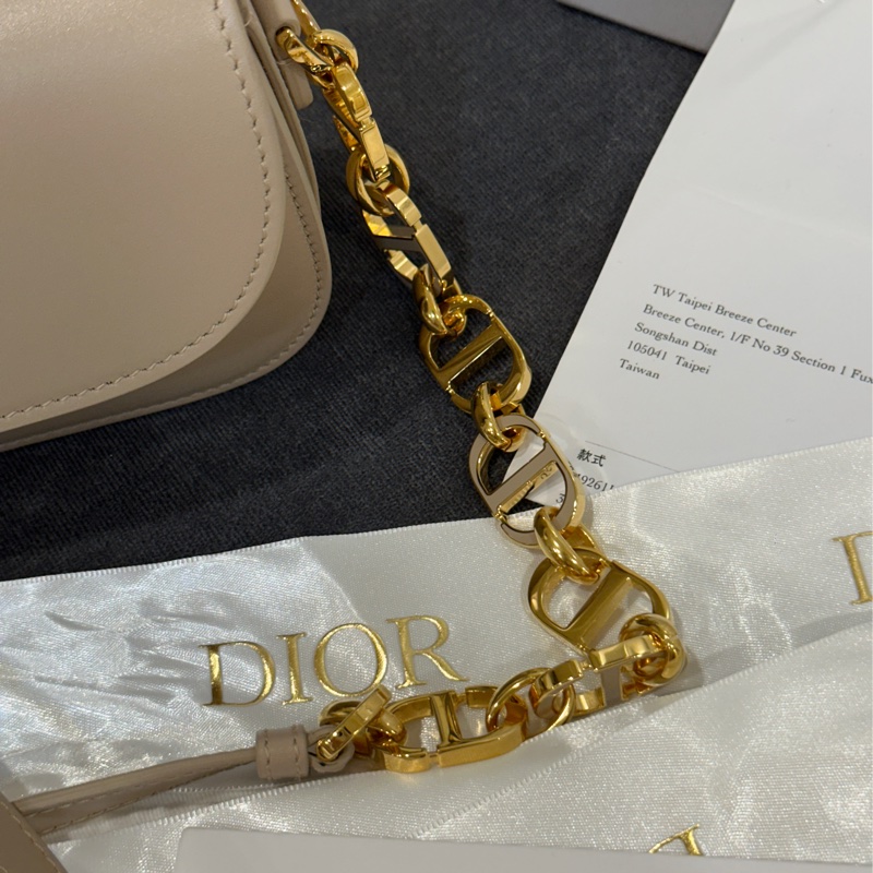 近新閒置🈶台灣購證 #新款在售12w Dior蒙田奶茶金扣斜挎肩背包 🉑送禮 肩帶🉑調-38