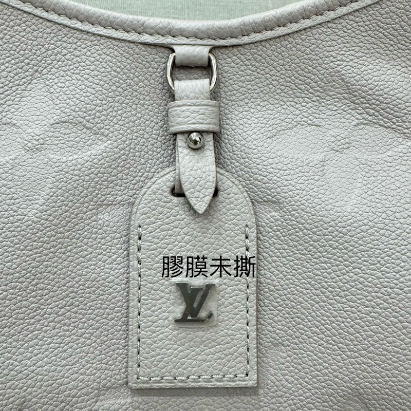LV 經典CarryAll PM系列Monogram Empreinte皮革壓花肩背包 斜背包(灰色)-18