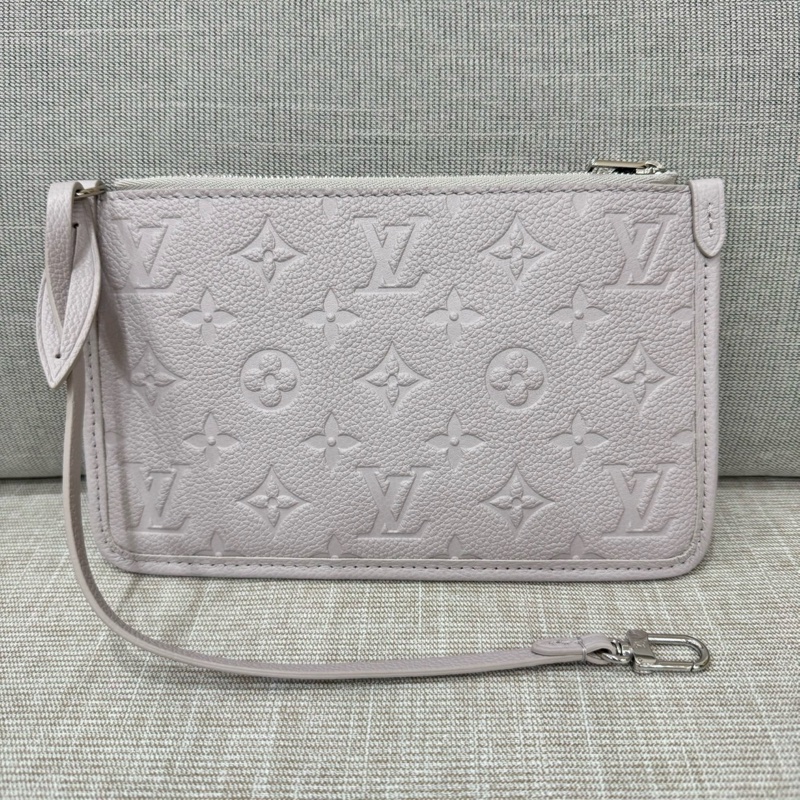 LV 經典CarryAll PM系列Monogram Empreinte皮革壓花肩背包 斜背包(灰色)-24
