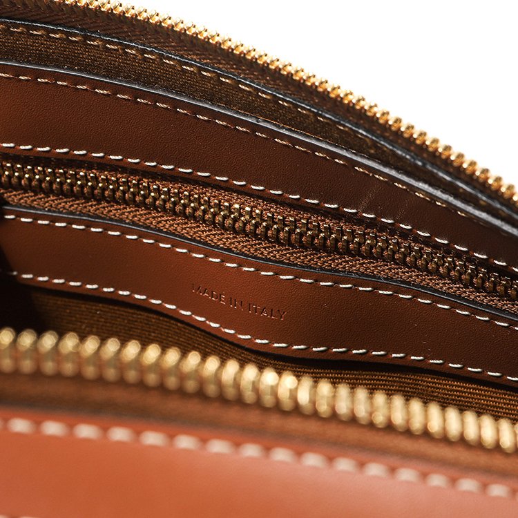 🛫早秋當季新品🛬Celine 121322 中款標誌印花波士頓包 黃褐色-19