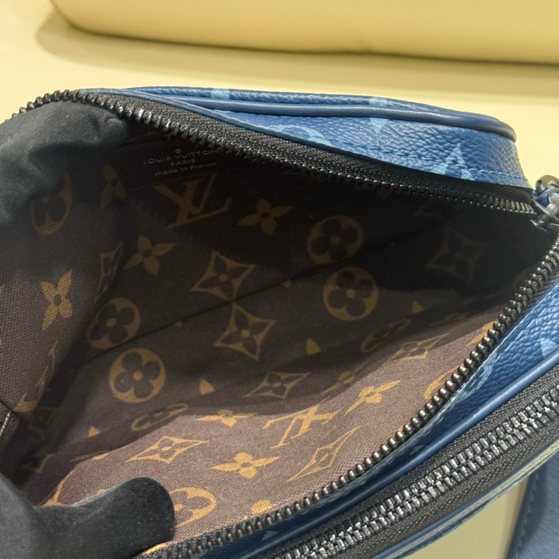 LV Alpha Nano可拆卸可調節肩帶 Monogram 帆布 帆布包單肩斜挎包 大西洋藍-24