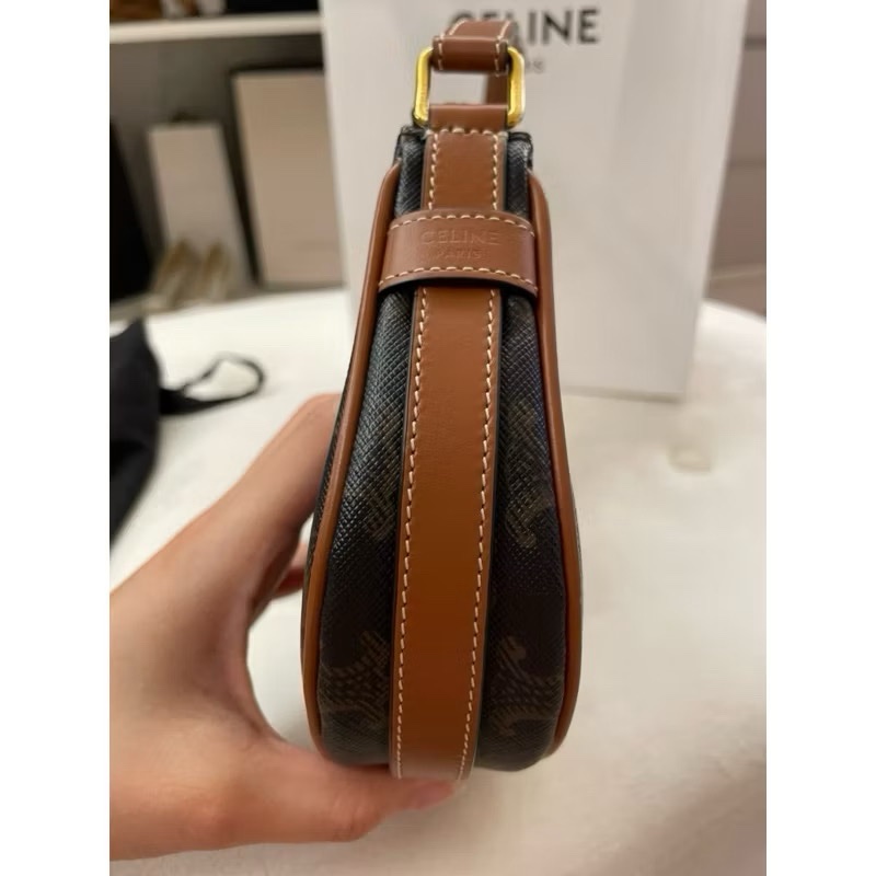 Celine Mini AVA腋下包-11