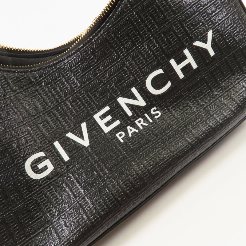 GIVENCHY 牛皮皮革Small Moon Cut Out Bag金扣肩背袋-7