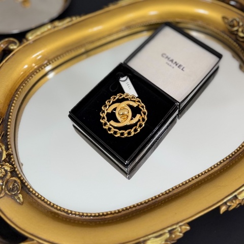 Chanel 香奈兒 金色 雙c 鍊條滾邊 船舵 書包釦 胸針 別針 飾品