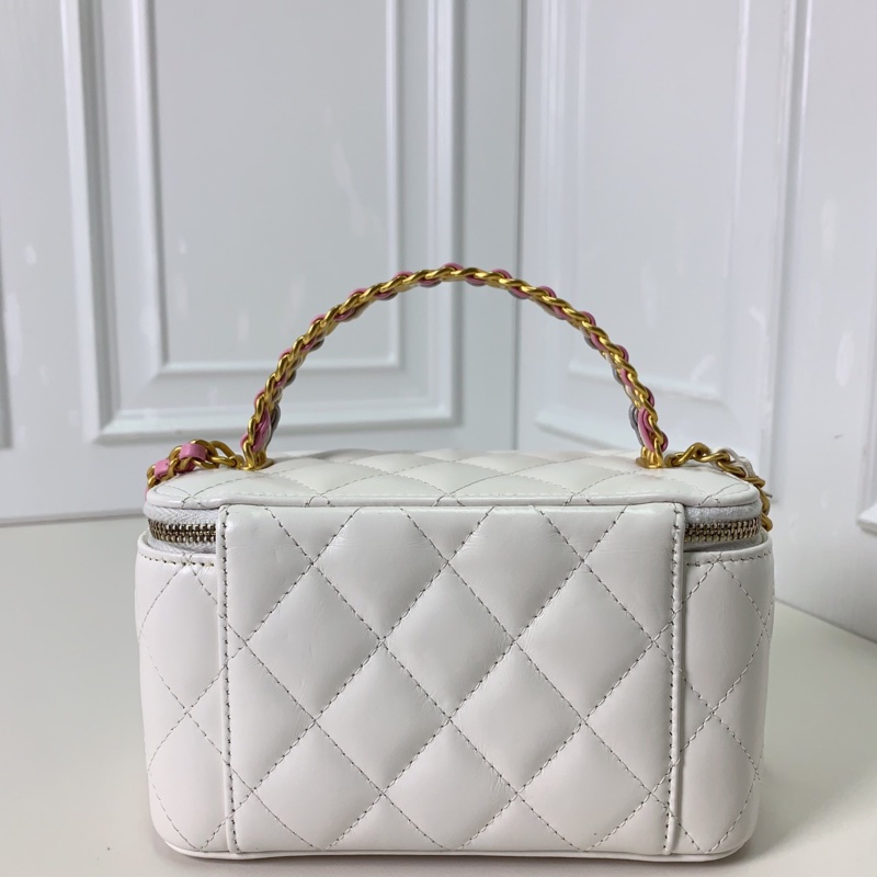 CHANEL香奈儿 芯片款 23p字母彩虹手柄化妆盒-1