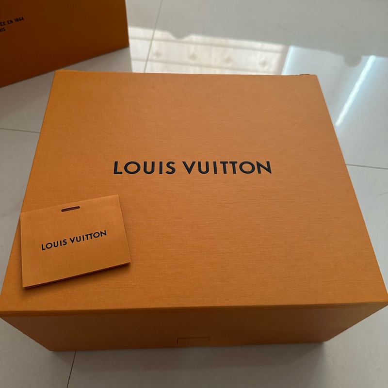 LOUIS Vuitton AII IN BB-5