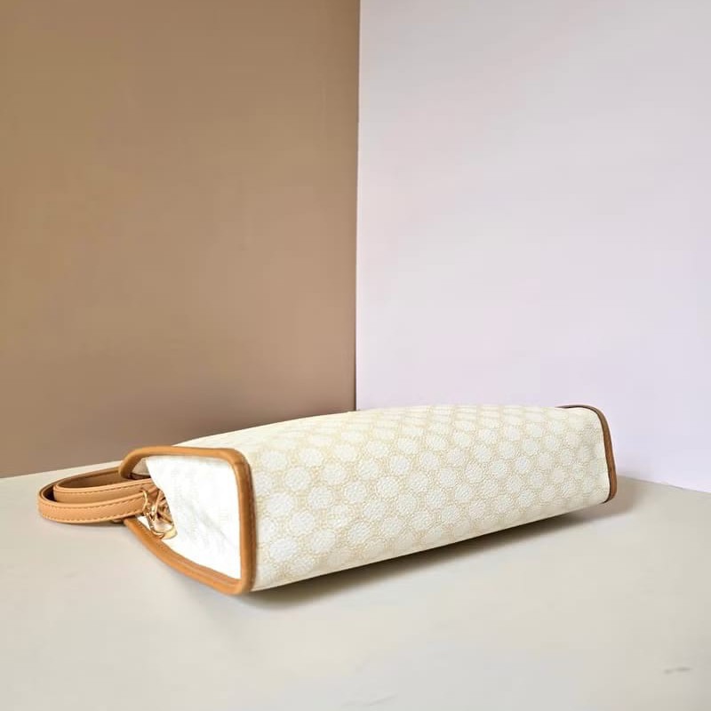 【LA LUNE】絕版中古包 Celine白色老花皮革側背包 斜孭包 單肩包 小包 古董-4