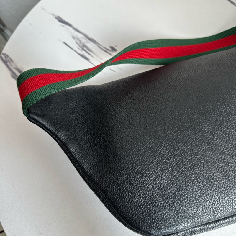 Gucci 黑色明星愛用胸包 大-6