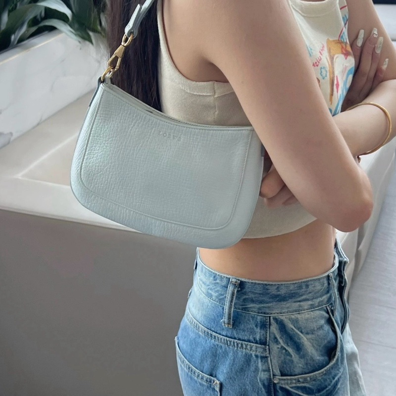 Loewe 羅意威冰藍色麻將單肩包(偏白色）-1