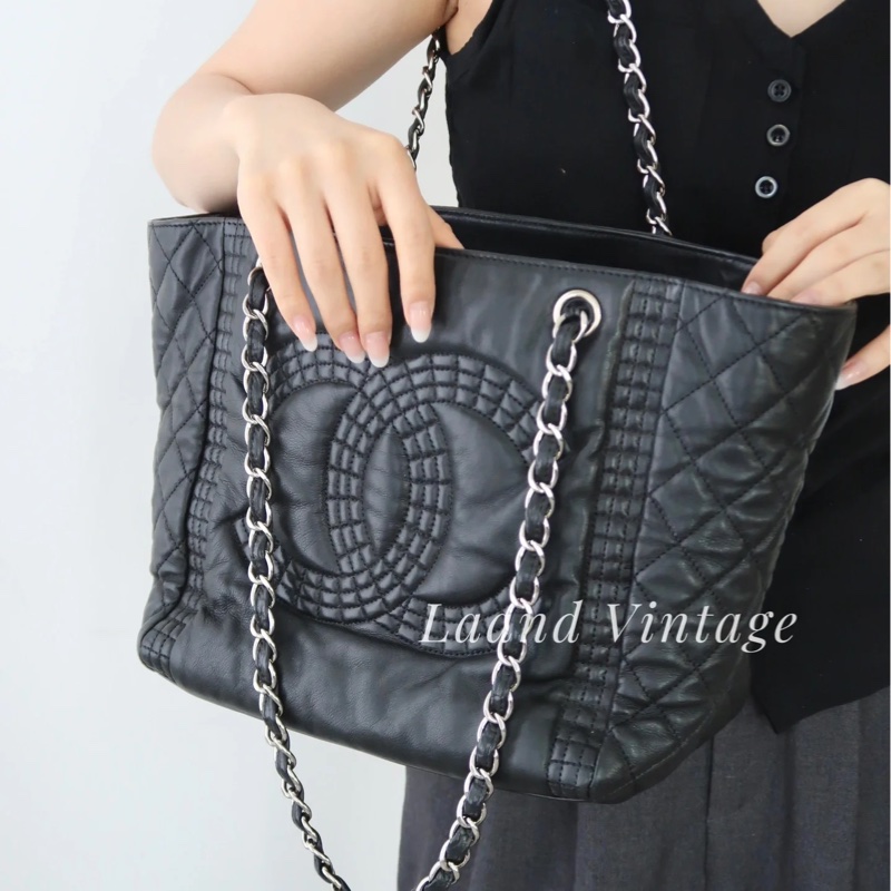 Chanel黑銀全牛皮大logo肩背托特包 98新閒置✨耐用耐看收藏品🔥-2