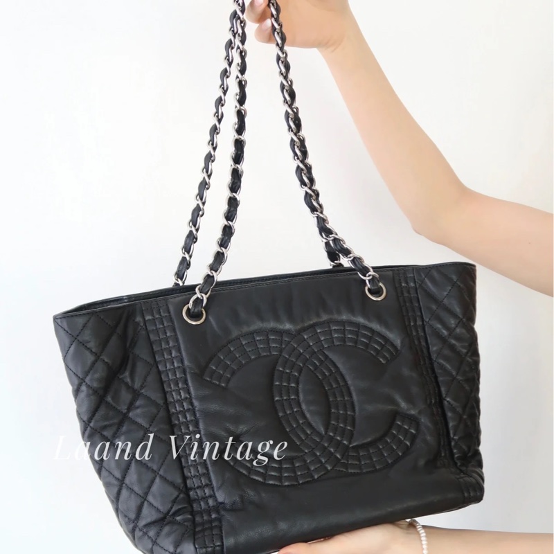Chanel黑銀全牛皮大logo肩背托特包 98新閒置✨耐用耐看收藏品🔥-7