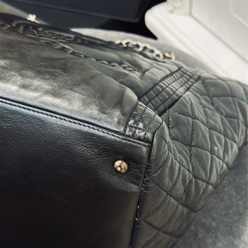 Chanel黑銀全牛皮大logo肩背托特包 98新閒置✨耐用耐看收藏品🔥-17