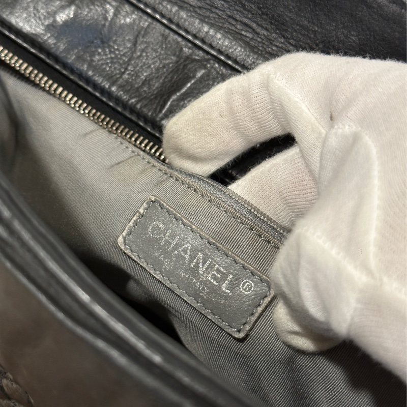 Chanel黑銀全牛皮大logo肩背托特包 98新閒置✨耐用耐看收藏品🔥-27