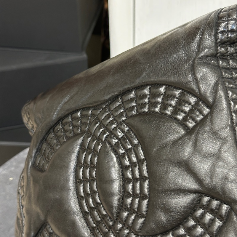 Chanel黑銀全牛皮大logo肩背托特包 98新閒置✨耐用耐看收藏品🔥-41