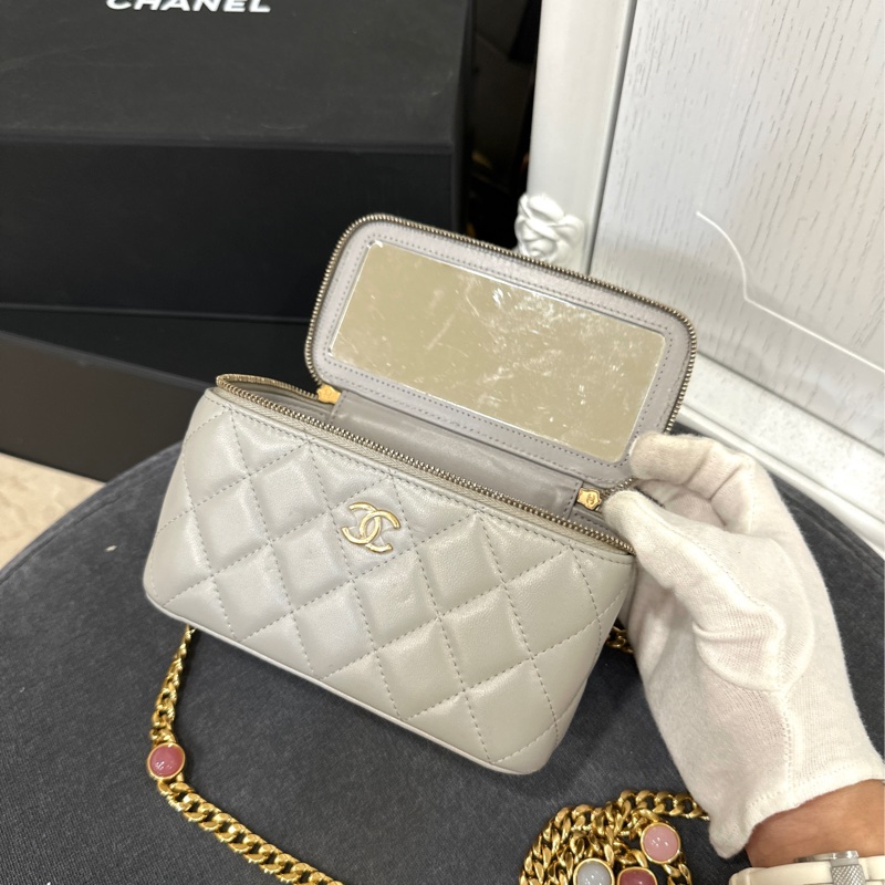 #vic限定25w入手 #全配閒置帶膜 香奈兒寶石鏈灰金盒子斜挎包 已絕版買不到🔥-4