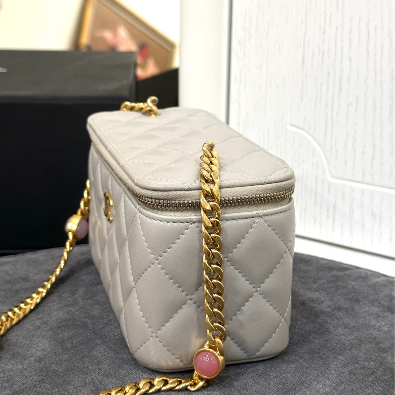 #vic限定25w入手 #全配閒置帶膜 香奈兒寶石鏈灰金盒子斜挎包 已絕版買不到🔥-8