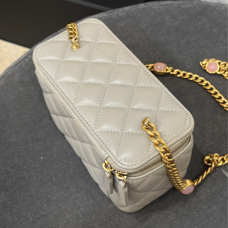 #vic限定25w入手 #全配閒置帶膜 香奈兒寶石鏈灰金盒子斜挎包 已絕版買不到🔥-9