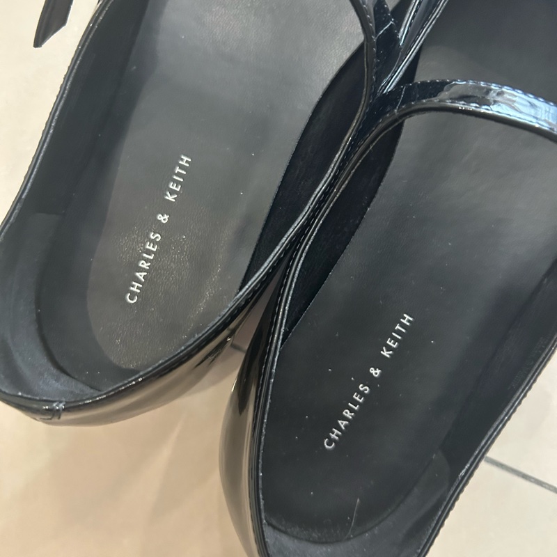 CHARLES & KEITH瑪莉珍鞋-8