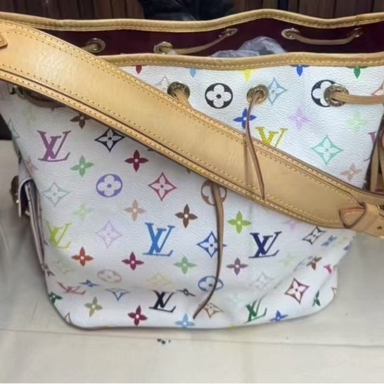 LV🤍白三彩水桶 很新-0