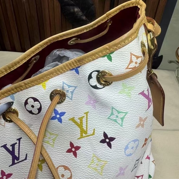 LV🤍白三彩水桶 很新-2