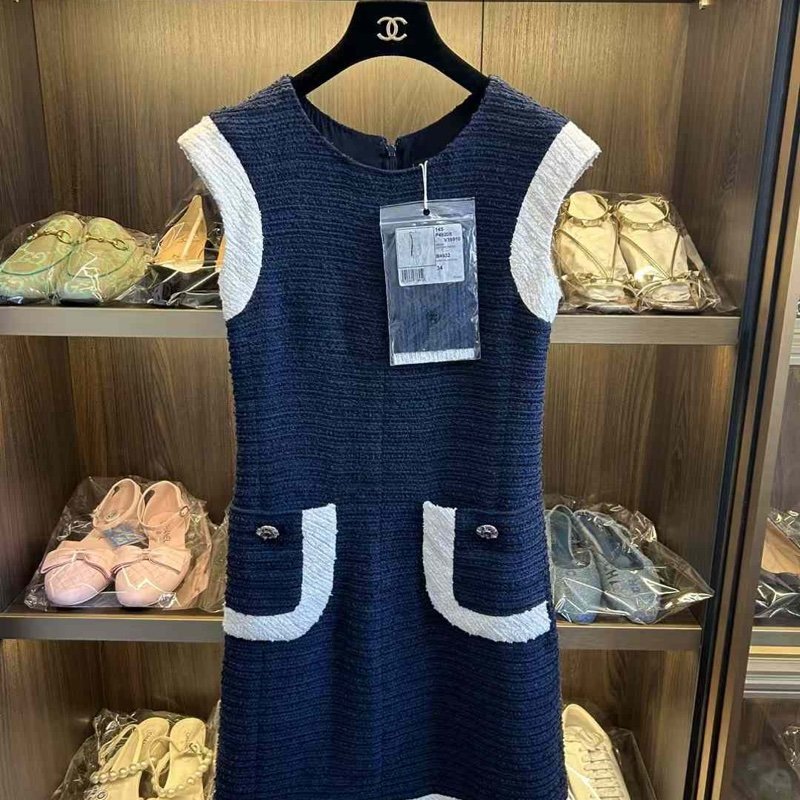 Chanel💗秀款連身裙+外套 原價近三十萬 尺寸34碼 全智賢同款 非常新 誠可議-3