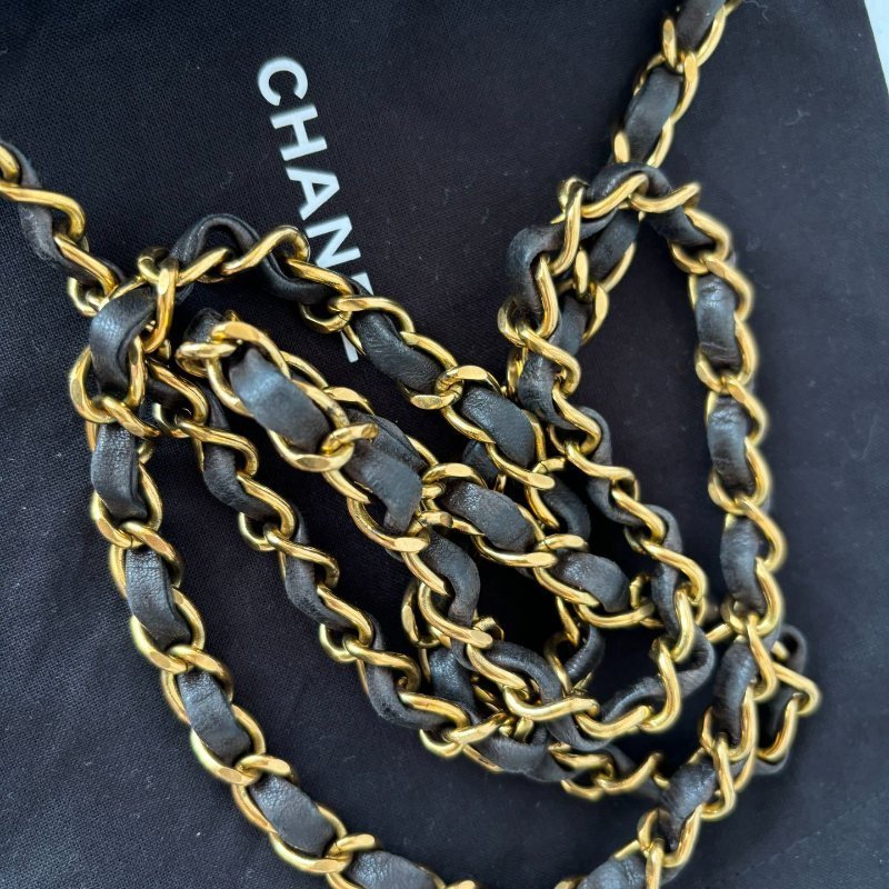Chanel💗黑金羊皮方胖子 尺寸17✖️14 3 開卡標齊全有塵袋 整體不錯 四角無磨損 內裡乾淨-7