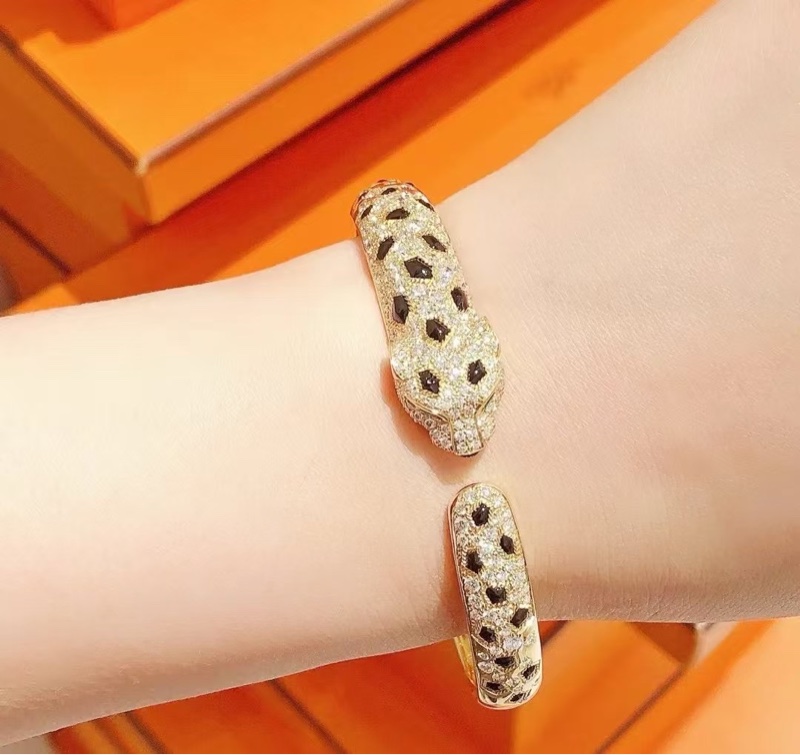 Cartier 卡地亞 金 豹子半鑽手鐲15號， 2023購入-1