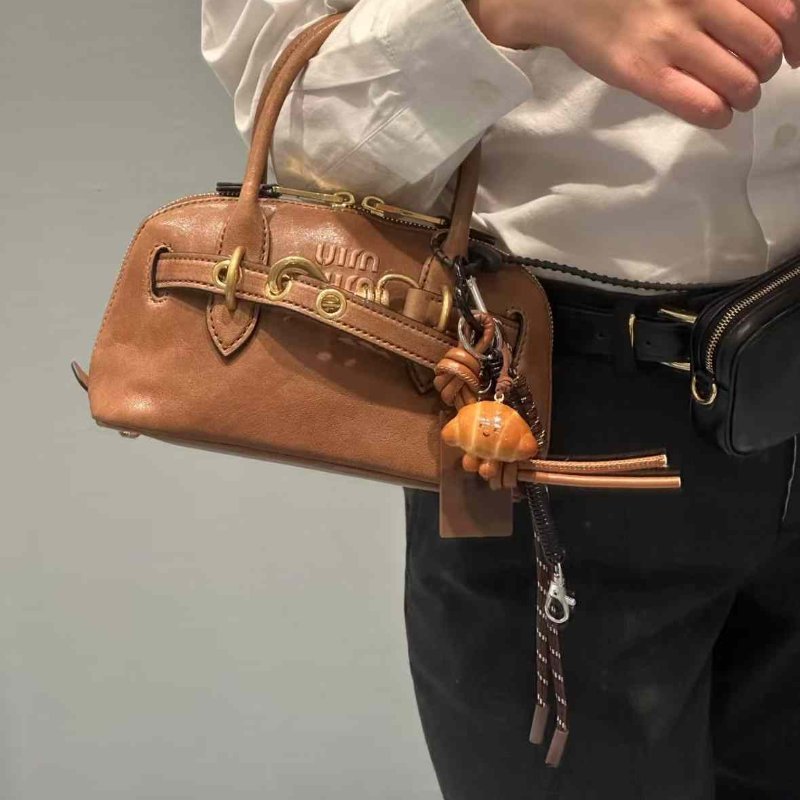 Miumiu✨新款 mini 貝殼包 全新-2